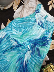 Stunning Blue Tropical Print Dress
