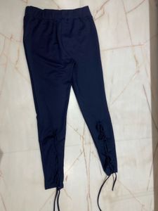 🫐Tie-Up detail at back leggings