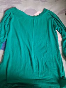 Green Long Sleeve Top