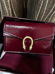 Gucci burgundy bag