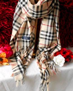 Aunthetic Burberry Scarf - Classic Style