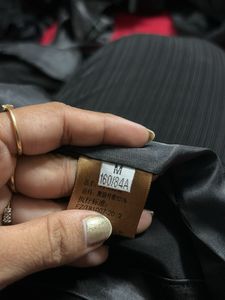 Chic Black Blazer