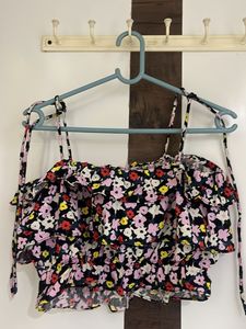 Floral Ruffle Crop Top