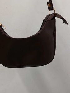 Chic Brown Shoulder Bag
