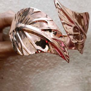 Metalic Armlet For Women