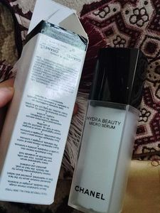 Chanel Hydro Serum