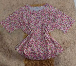 Floral Print Relaxed crop Fit T-Shirt