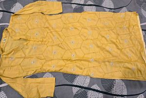 Elegant Yellow Embroidered Kurta