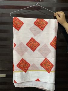 White Saree with Red Bandhani Print