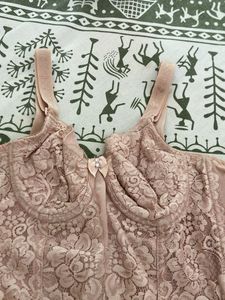 corset Lace Trimmed nude