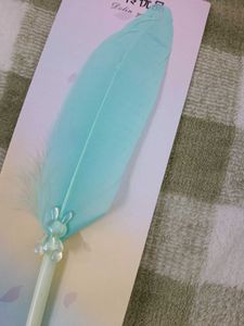 Beautiful Feather Pen - Blue
