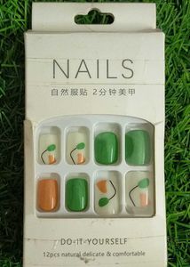 Abstract Press-On Nails