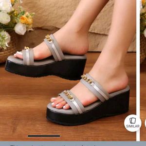 Stylish Wedge Sandals with Gold Chain Detail