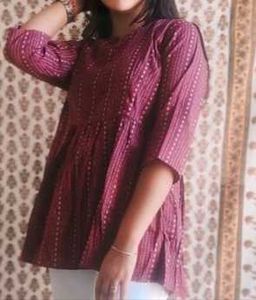 beautiful women daily wear top
