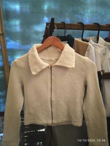 Cozy Cropped Zip-Up Sweater