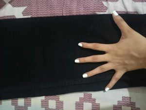 Black jeans ( FREE DELIVERY)