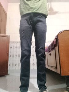 Stylish Black Distressed Jeans