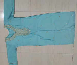 Elegant Embroidered Teal Kurti Set