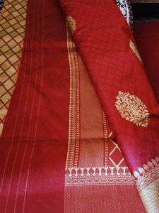 SALE RATE Red &amp; Gold Banarasi Silk Saree