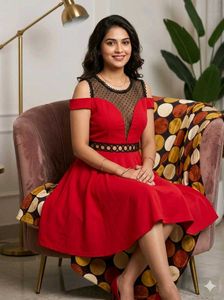 Elegant Red Cold Shoulder Dress
