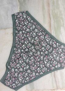 Cute Giraffe Print Briefs