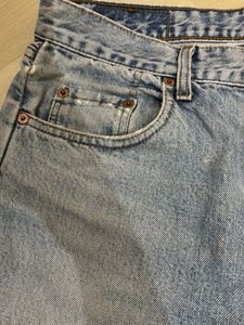 Levi’s Classic Light Wash Denim Shorts