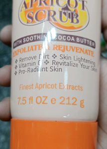 Natural Apricot scrub 🤯