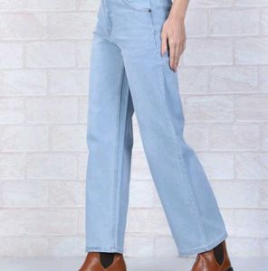 Light Wash Wide Leg Jeans