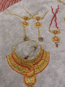 Exquisite Kundan Bridal Jewellery Set