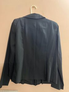 y2k classic black blazer