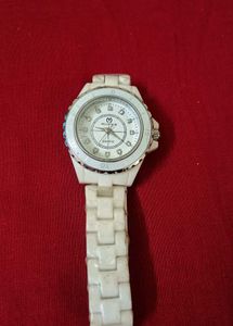 Millennium White Quartz Watch