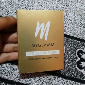 Myglamm Two Of Your Kind Nail Enamel Wine Testing