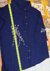 Sale 💙Elegant Blue Embroidered Top