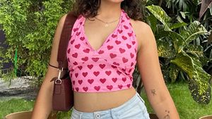 Pink Heart Print Halter Crop Top