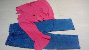 💗 Stylish Pink Top + Blue Jeans Combo