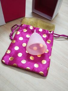 Menstrual Cup with Pouch 💝
