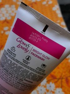 Glow &amp; Lovely Multi Vitamins Facewash