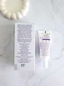Venusia Acne Moisturizing Gel