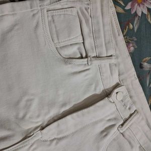 White Denim Shorts (Stretchable)