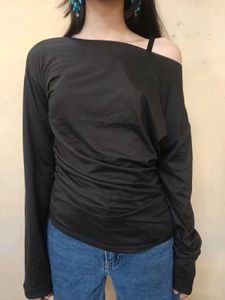 Chic Black Off-Shoulder Top