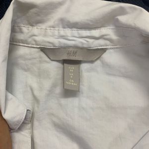 H&amp;M White Long Sleeve Button-Up Shirt ⭐️