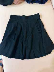 H&amp;M Black Skater Skirt