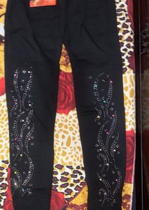 Sparkling Embellished Skinny Jeans
