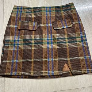Plaid Mini Skirt with Pockets