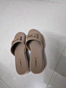 Stylish Bobby Slides - Comfortable & Chic