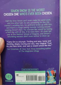 ✨ Original paperback copy Carry On-Rainbow Rowell