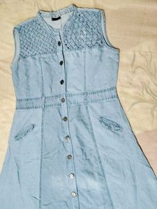 🎀 Blue Denim Button-Up Dress 😍