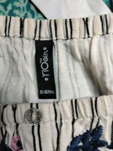 Women White &amp; Black Lining Cotton Midi
