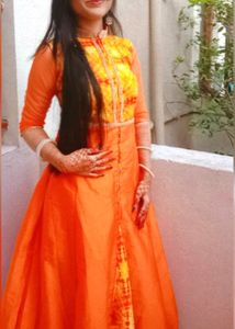 Haldi Wear 2 Piece Ethnic Outfit For Women