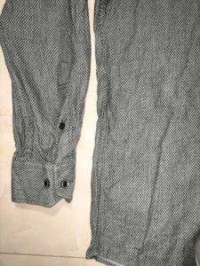 Men's Textured Grey Button-Up Shirt